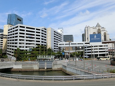 umie（ウミエ）立体駐車場