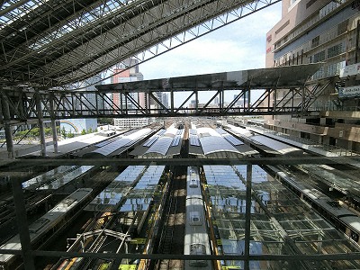 JR大阪駅ホーム群