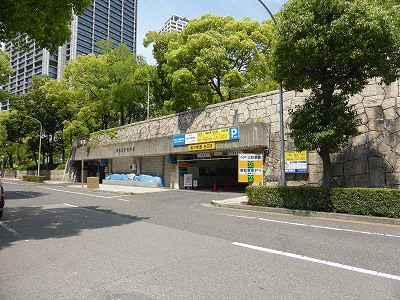 東遊園地地下の神戸市営三宮駐車場（南）