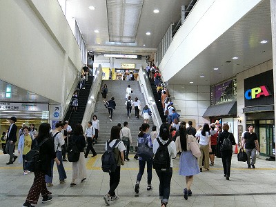 さんちかA11出入口（ターミナルビル地下広場）