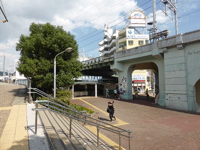 阪急神戸線王子公園駅