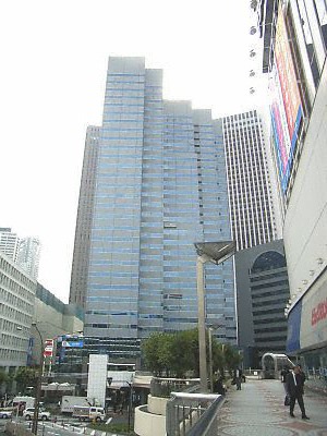 新宿エルタワー